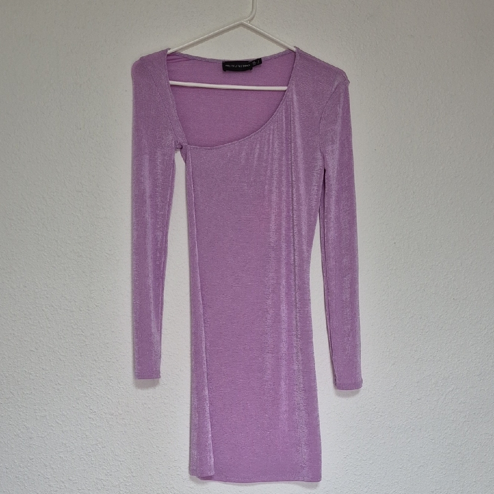 PrettyLittleThing Lavender Cut-Out Neckline Long Sleeve Bodycon Dress Size 4